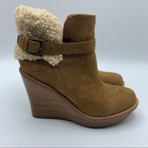 Ugg Suede Wedge Shearling Boot Chestnut - Picture 2 of 9